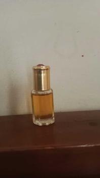 Product Review of Minyak Wangi Kasturi Kijang Murni Original 100% Non Alkohol Parfum Tahan Lama from h**y m**🙃 1