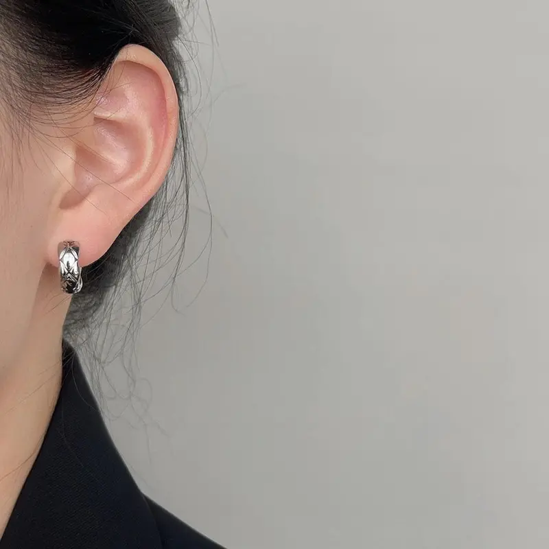 Eyori - Sier Earring 925  Sterling Silver - Anting Hoop Bulat Garis Lapis Emas 14K 2