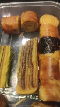 Product Review of 3 varian roll premium tanpa terigu keju,prunes,original  (gluten free) from Z**) 0
