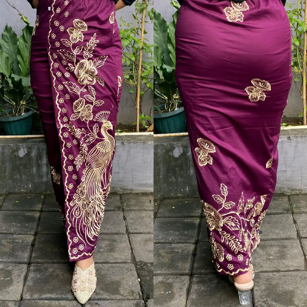 Kamen jadi bordir straight motif burung dan kupu.