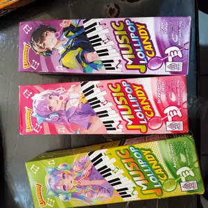 [HALAL] Permen Lollipop Musik LiangGui, lollipop bernyanyi, disukai dewasa & anak-anak! Tersedia 3 rasa: anggur, stroberi, apel. Camilan favorit anak, lezat dan harga terjangkau. Cocok untuk Ramadhan & Lebaran, pilihan bagus untuk hadiah dan menjamu tamu.