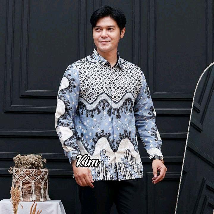 Baju Lebaran 2025 Couple Ayah Dan Ibu Sarimbit Warna Burgundy Terbaru Set Kemeja Dan Gamis Batik Syar'i Elegan Mewah Pasangan Dewasa  Motif Cantik 3