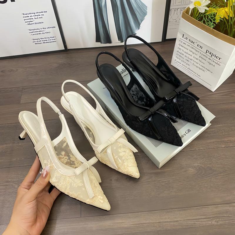 Giày Cao Gót 3p Mũi Nhọn Ren Hoa Phối Nơ Xinh Tiểu Thư D78