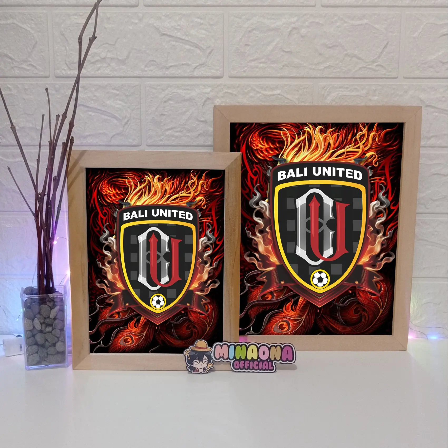 LAMPU HIAS BOX 3D - Hiasan Meja 3D Aesthetic dengan Bingkai Kayu Motif Natural dan Kaca Akrilik Tebal 2mm LED Nyala Edisi Bola Club Indonesia, PERSIB, PERSIJA, PERSEBAYA DLL- bingkai Kotak nyala merah slim frame mahar pigura photo Minimalis