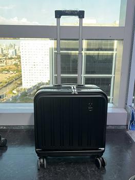 Product Review of Multifunctional suitcase 18-Inch Front Open Towing Bag with USB Charging and TSA Customs Lock - Portable Business Travel and Students' Case Can board without checking from D**♓ 0