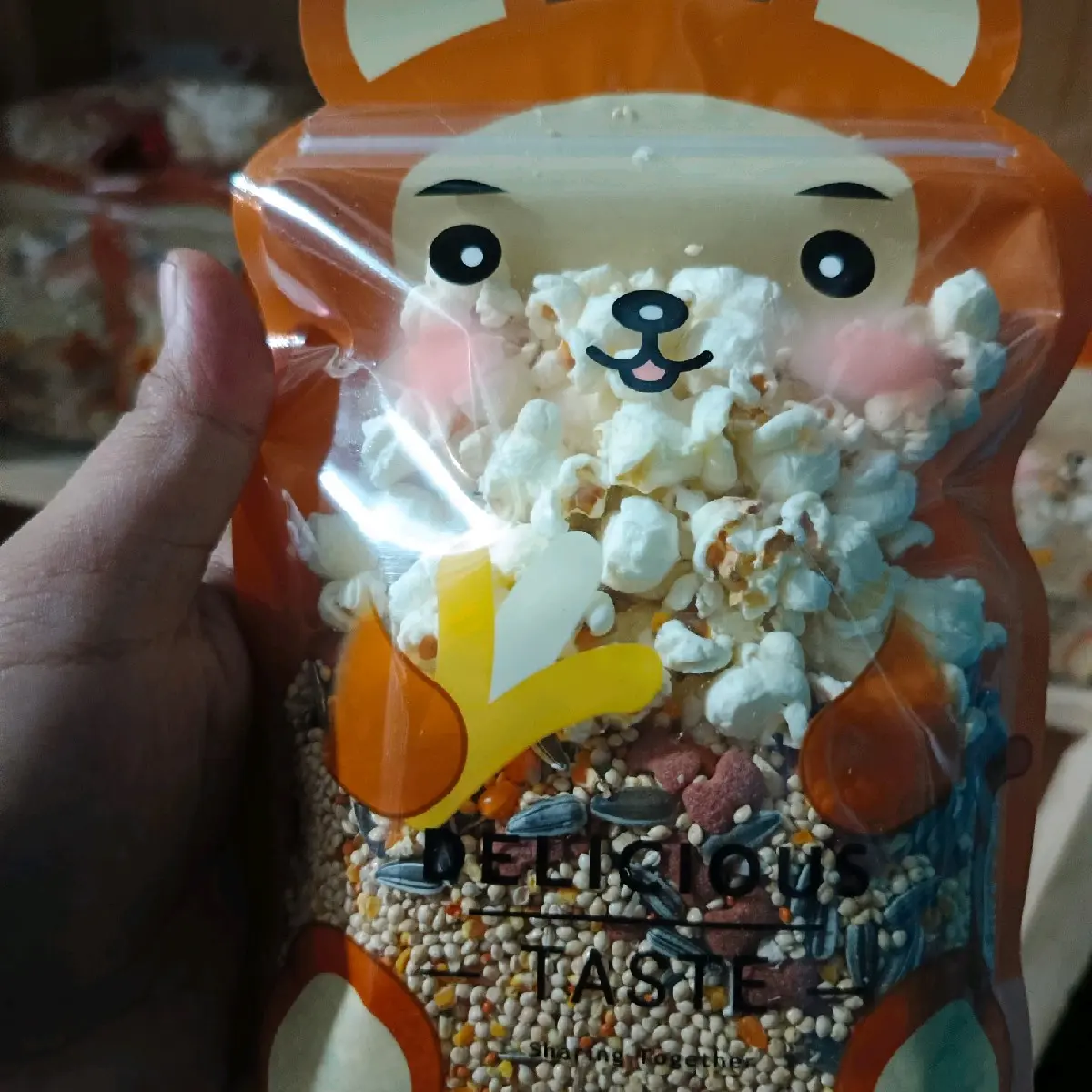 Hamsfood ( makanan Hamster ectra biji-bijian dan popcorn)