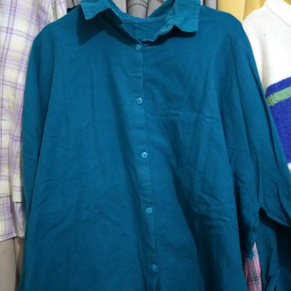 kemeja linen hijau rumbai belakang Wanita