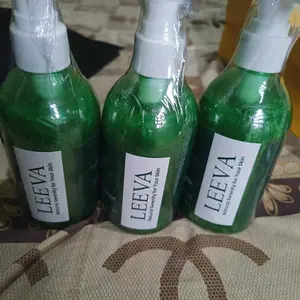 Leeva Sabun Exotic Acne 250ml - Sabun Mandi Perawatan Kulit Sensitif, Mengatasi Jerawat Punggung & Panu, Melembabkan Kulit Kering, Solusi Membersihkan Kulit Tubuh Sehat dan Bersih dari Kotoran