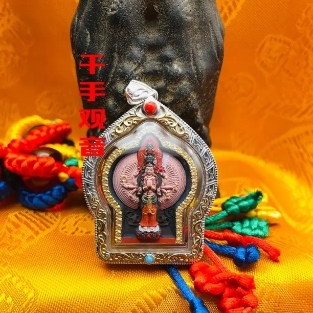 Chinese Xizang culture (qianshouguanyin) hand-painted mineral color material exquisite painting pendant hand-painted necklace exquisite pendant for men and women