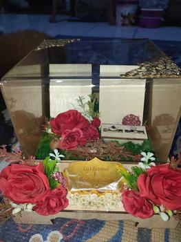 Product Review of Treasure Artificial Kotak Hantaran Perhiasan Fullset Free Custom Nama from S**i C**n 3
