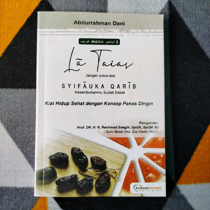 paket 3 buku best seller : DIET COOKBOOK,I HATE DIET, LA TAIAS 3