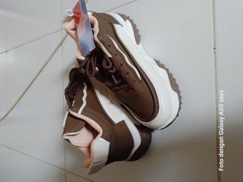 Product Review of GIOZURRO SEPATU WANITA SNEAKER WANITA TERBARU GZ8008 Sepatu Boots Wanita Sportif Ringan Casual Hitam Shoes Putih Olahraga from j**a 0