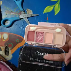 SANIYE LIVE BUNDLE 2pcs Eyeshdow 4 Warna HIgh Pigmented & Brush Eyeshadow E0459 & A101