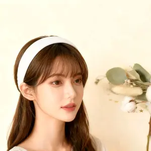 Bandana Gaya Korea Headband Olahraga Fashion Rambut Wanita untuk Tampilan Sporty dan Stylish