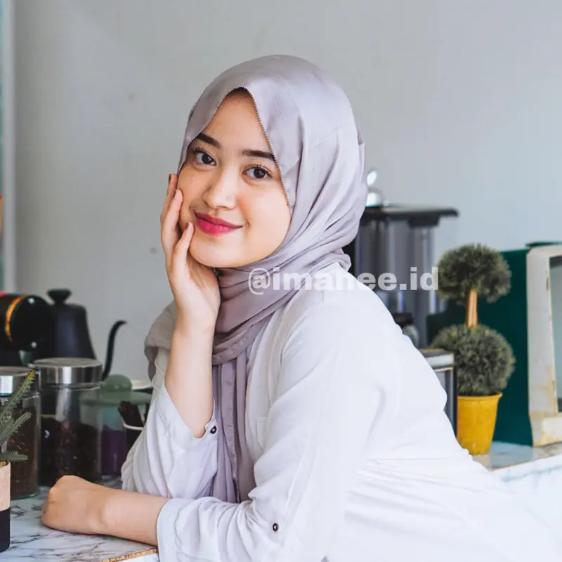 Alara Pashmina Silk Premium by Imanee.id 1