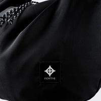 Gambar Tragen x Fertig - Maison Black Sling Bag - Tas Selempang Pria Hitam Simple Muat Banyak dari TRAGEN FOOTWEAR Kota Bandung 3 Tokopedia