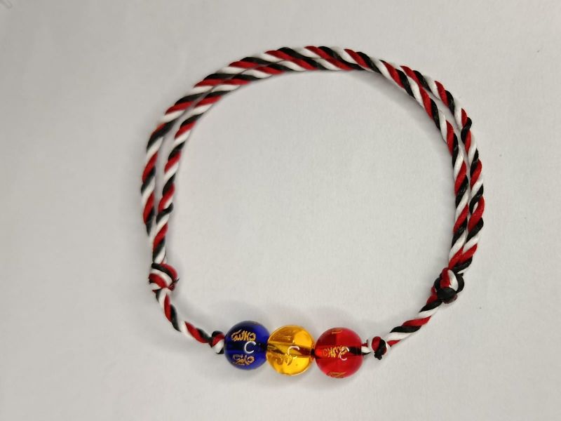 [ free kura2 emas ] Gelang Tridatu Tiga Kristal aura rejeki positif untuk anak remaja dan dewasa meningkatkan aura positif penarik rezeki tali