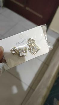 Product Review of RRNS 321 Anting Rumbai Stud Anting Wanita Tusuk Fashion Alloy Gaya Elegan from i**💜 0