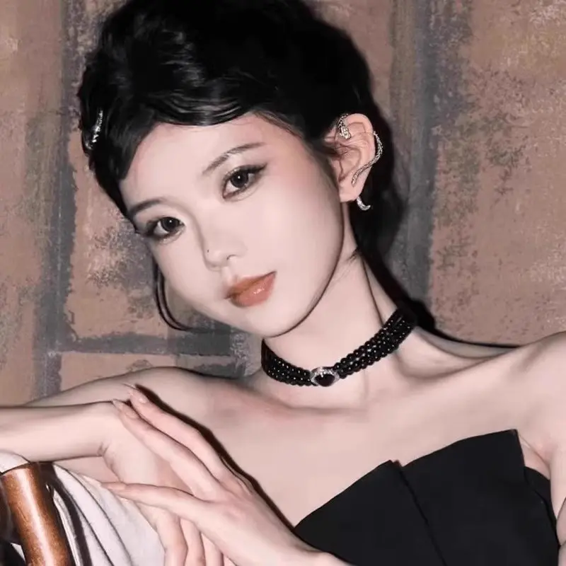 Anting-anting Model Ular Minimalis untuk Perhiasan Spesial - Earrings 3