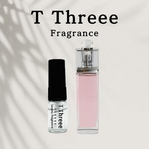 T Threee アディクト オーフレッシュ　EDP 1.5ml キャップ付きミニボトル　サンプルとしてだけでなく持ち運びに便利！！