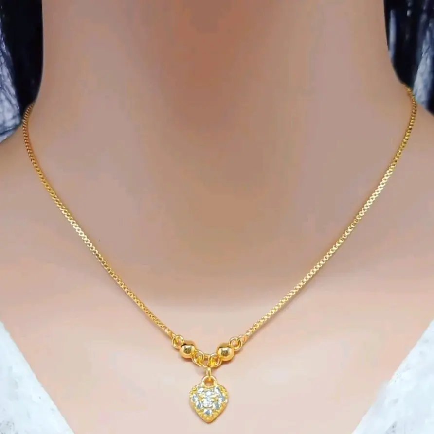 kalung wanita cantik titanium dewasa gold terlaris tidak luntur