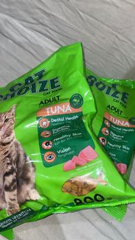Product Review of Paket Hemat 2 Pcs Makanan Kucing Dry Food Cat Choize Adult Kemasan Freshpack 800 Gr Tuna dan Salmon Flavor from R**R 0