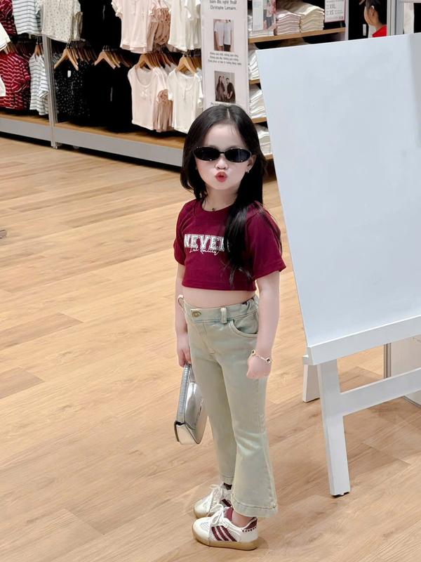 [Lumy] Sét áo croptop kèm quần Jean ống loe cho bé Gái  đủ size 8-32kg ( Never) )