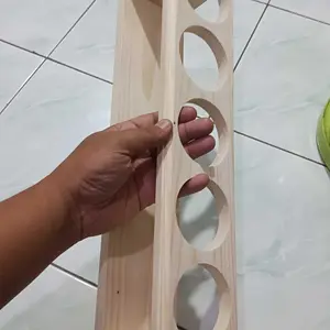 rak botol kayu, rak botol sirup dll. diamter lobang 7cm