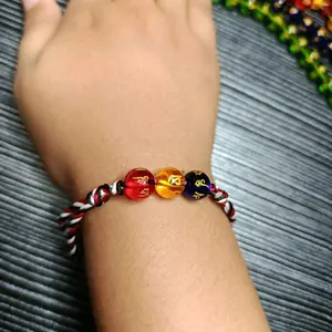 [ free kura2 emas ] Gelang Tridatu Tiga Kristal aura rejeki positif untuk anak remaja dan dewasa meningkatkan aura positif penarik rezeki tali