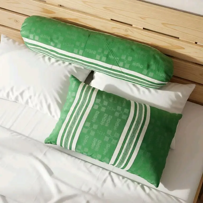 URUNG BANTAL SARUNG KULIT BANTAL WADAH KAPUK