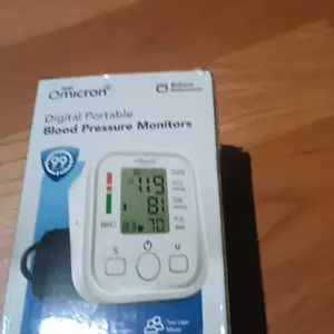 TaffOmicron Pengukur Tekanan Tensimeter Digital with Voice - Alat Test Digital Pengukur Tekanan Digital Bergaransi