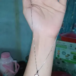 Kalung Liontin Batu Kucing Bulat dari Kalsedon Putih - Aksesoris Leher Trendi untuk Wanita