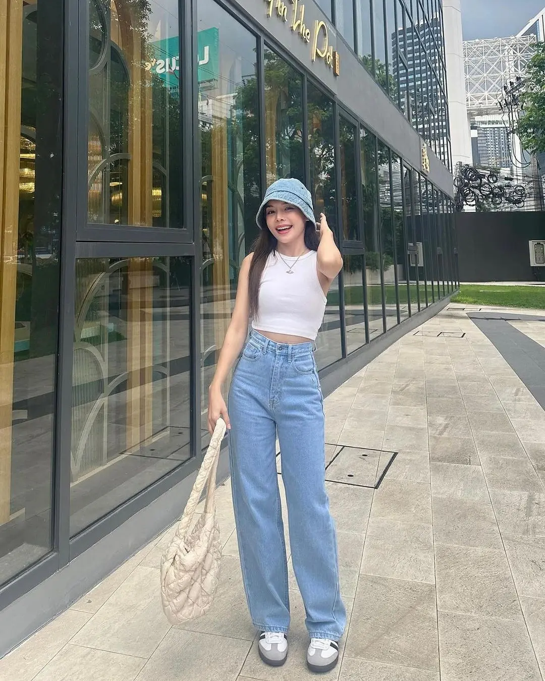 Celana Panjang Highwaist Wanita Jeans Wanita Polos Ripped Jeans Highwaist Wanita Nyaman Cewek Dewasa