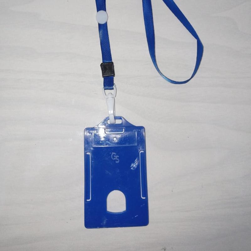 SATU SET TALI LANYARD ID CARD DAN TEMPAT NAME TAG, ID CARD, ATAU KARTU MY PERTAMINA Plastik Foto 3