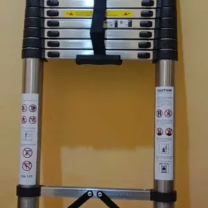 【Diskon 50%】REAIM Tangga aluminium teleskopik rumah tangga dalam berbagai ukuran 2.7m/3.9m/4.3m/5.1m Mudah dibawa dan menghemat ruang penyimpanan.Kapasitas bantalan 300kg kokoh dan tahan lama tidak ada karat aman dan praktis