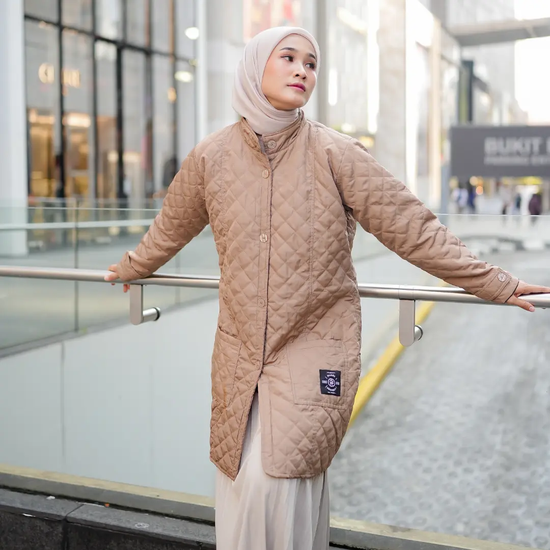 New Hijacket Belva Warna Ivory - Jaket Muslimah Kekinian Panjang syar'i | Mantel Musim Dingin buat Haji dan Umroh | Outer Fashion Muslim Parka