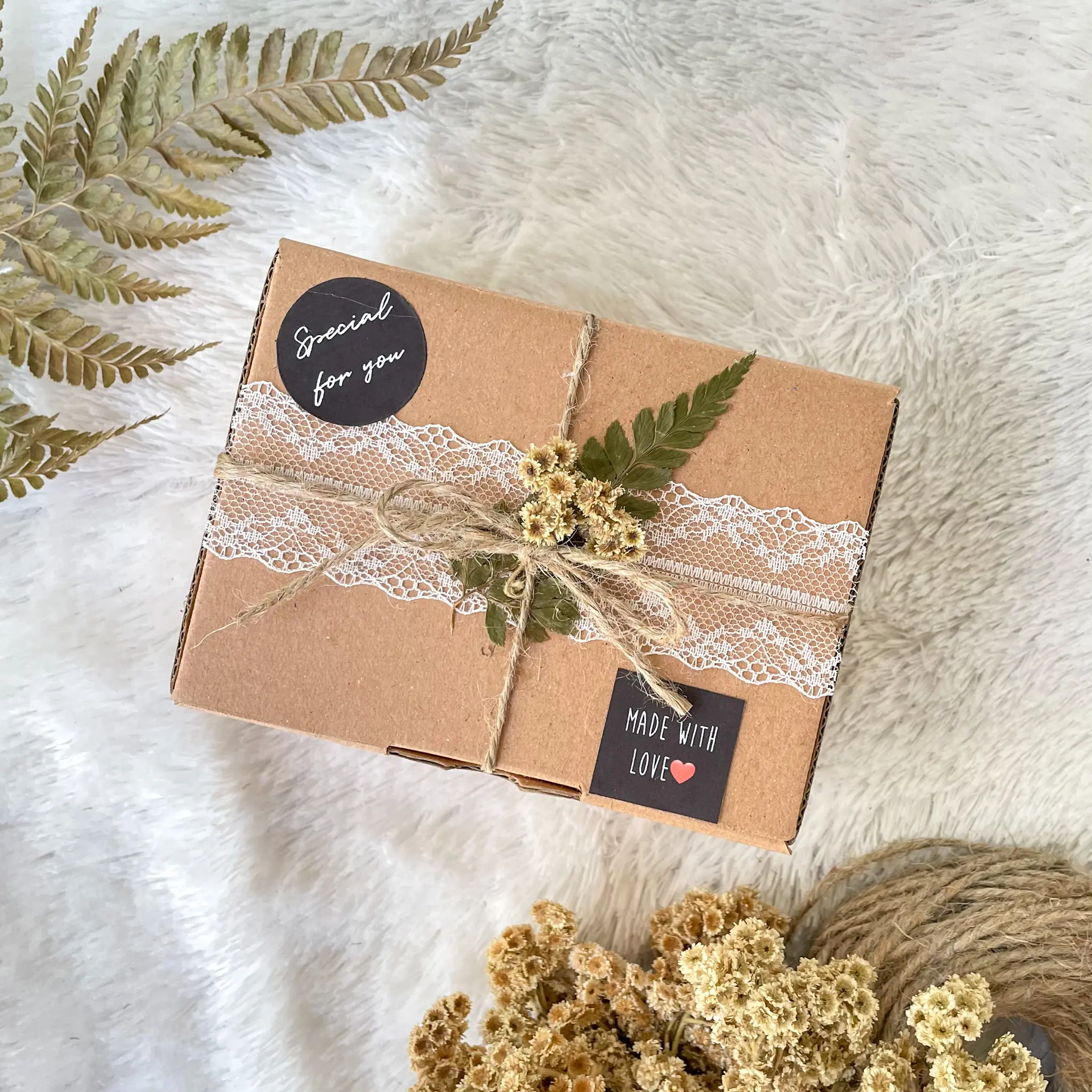 Gift Box Kosong - Kotak Kado Aesthetic Dengan Bunga Kering - My Craft Arts