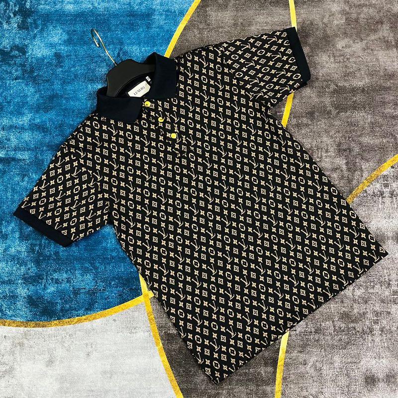 Áo polo cổ bẻ nam in họa tiết dập vân 3 nút vàng sang trọng