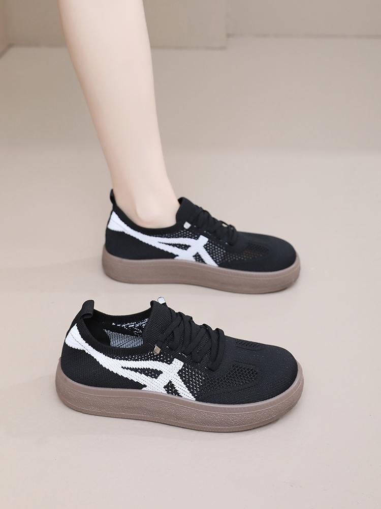 Product Introduction of 2025 summer new women's casual shoes Breathable mesh surface comfortable shoes for many occasions can be worn shoes 13