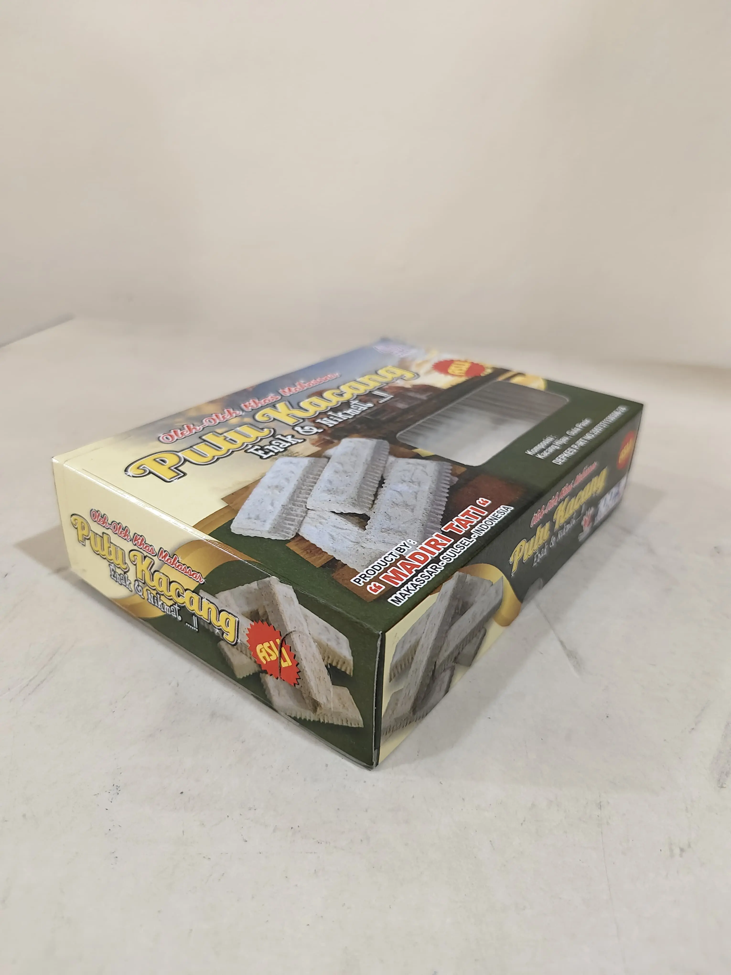 PUTU KACANG IJO Kue Khas Makassar