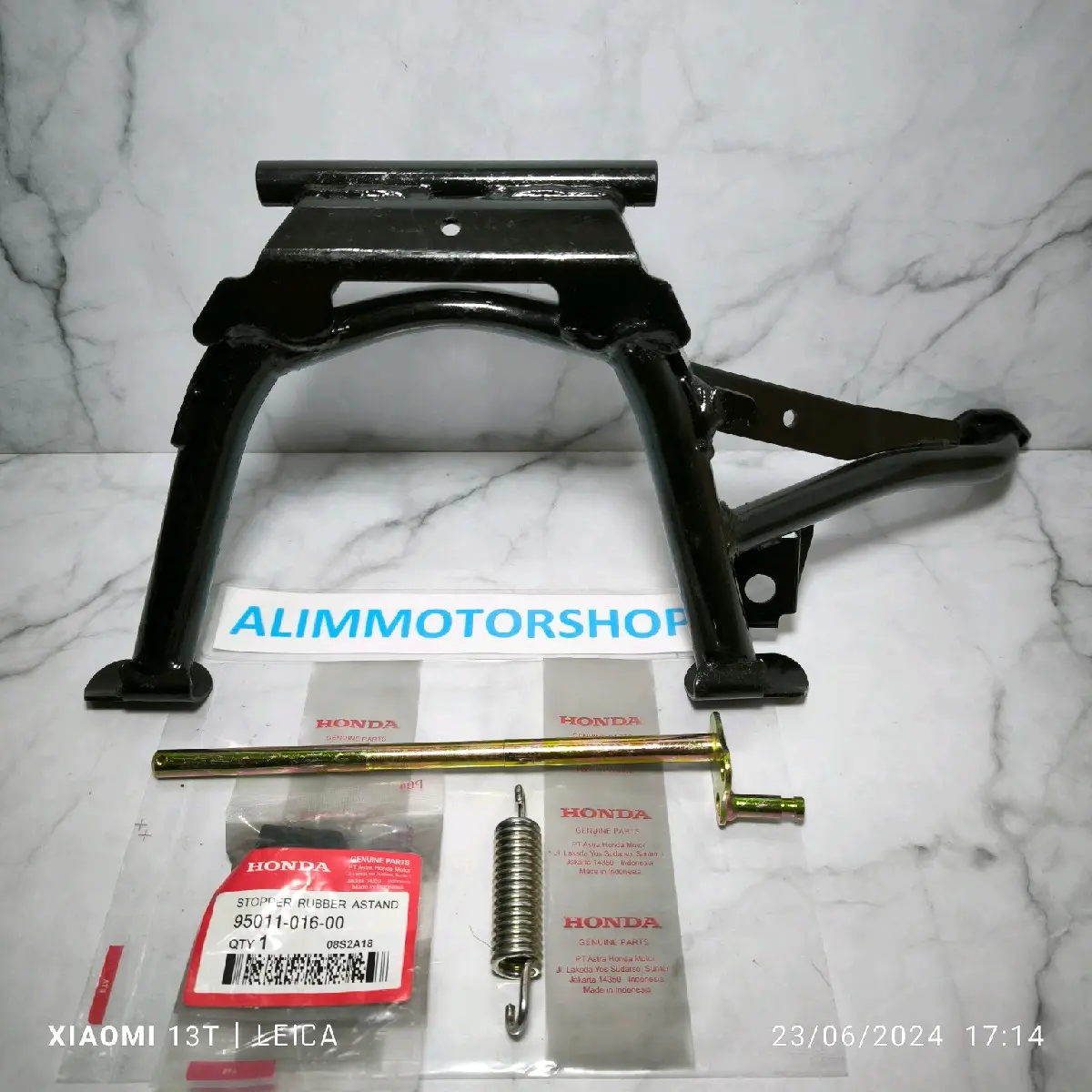 Standar tengah komplit motor vario 125 vario 150 standar 2 plus As Per dan Karet vario 125 kzr Motorcycle