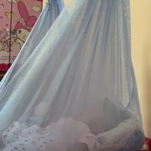 Joeyi Ayunan Bayi Gantung Per 2 Dengan Kelambu Biru Pink & Hijau