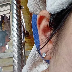 Anting Bunga Bahan S925 Anti-alergi karat Minimalis Anting-anting perak Anting-anting emas Aksesori mode Earrings