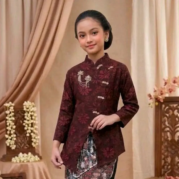 PROMO Busana Anak Cewek Usia 5-12 thn Bergaya Nusantara Kebaya Bahan Jacquard Motif Bunga Dengan Payet Dan Bros Dipadukan Rok Prisket Batik Motif Cantik Desain Anggun Anak