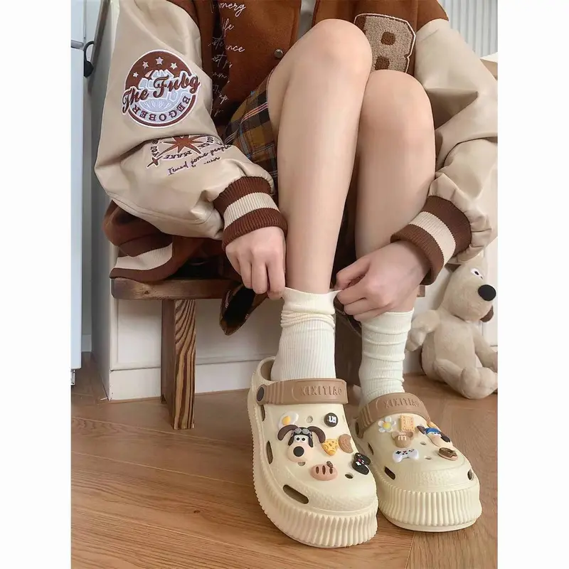 Lateny Sandal pola kartun anak-anak Sandal sekolah anak laki-laki dan perempuan Sandal fashion orang tua-anak 2
