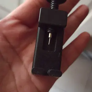 Alat Penyetel Jam Tangan (Cocok untuk jam tangan berbahan alloy)Ikuti (follow) toko kami, beli jam tangan gratis hadiah