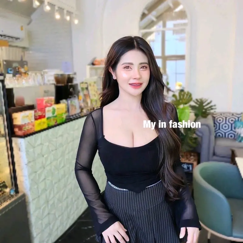 ATASAN CROP TOP IMPORT BKK 3