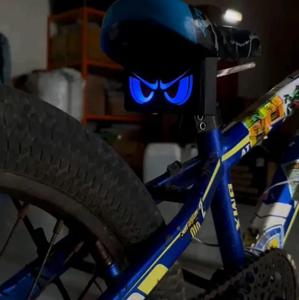 Lampu Variasi Sepeda Mata dengan 7 Mode Warna, Baterai Tanam, dan Garansi 1 Bulan aksesoris sepeda bmx Outdoor Stang 4