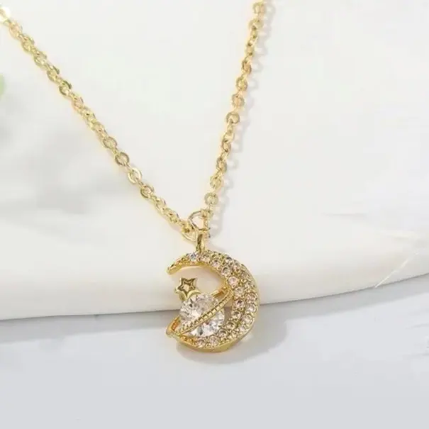 Liontin Bulan Penuh Berlian dengan Desain Tanaman yang Elegan untuk Wanita