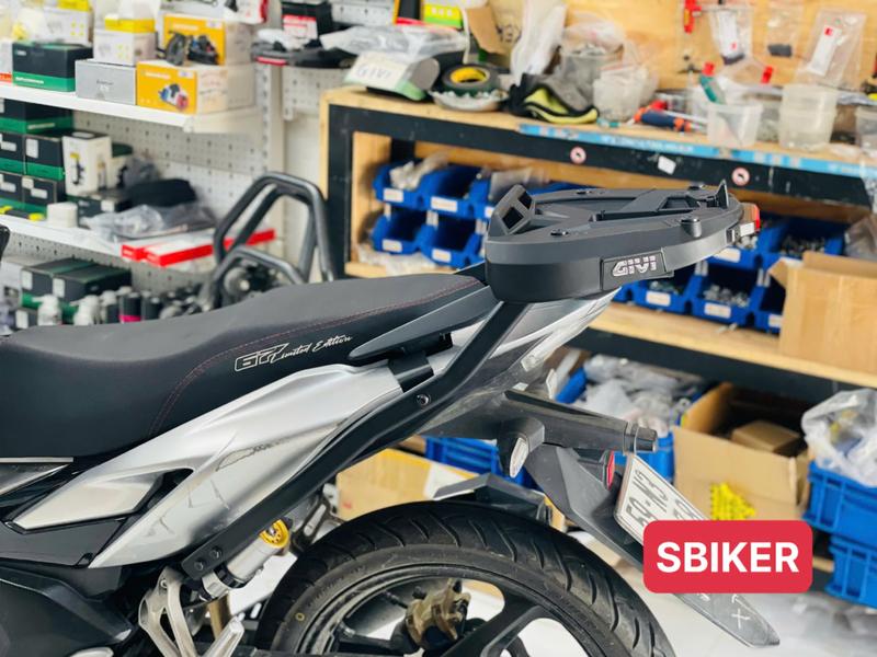 Cảng Givi ZR s Winner X Baga Sau Zr s Rs150 Winner V1 Đế Có đèn